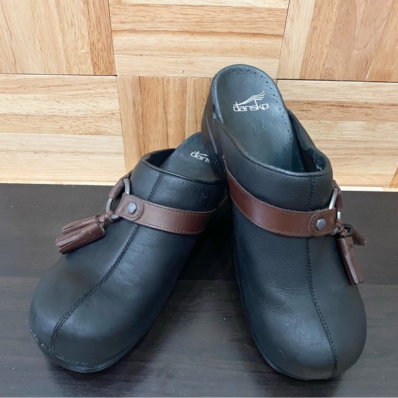 DANSKO “Shandi” Black Nubuck Leather Biker Harness Tassel Clog Size 41 10.5-11US - Picture 2 of 16